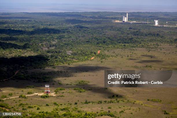 The foreign legion ensures the protection of the Guyanese Space Center. Here, on the left of the image, a watchtower houses a surface-to-air missile...