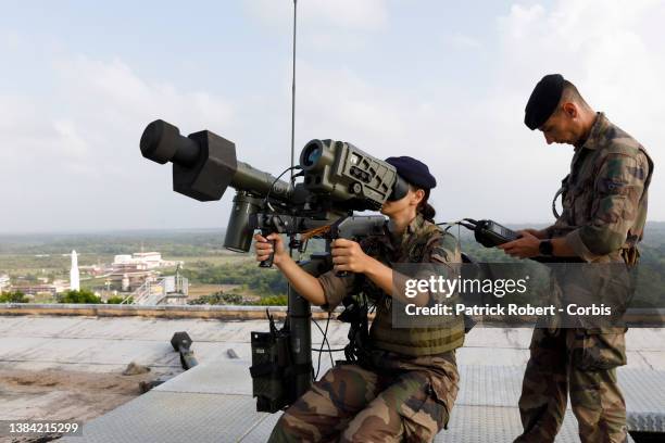 French soldiers ensure the external protection of the Guiana Space Center in Kourou. This is Operation TITAN, conducted with the Air Force, the...