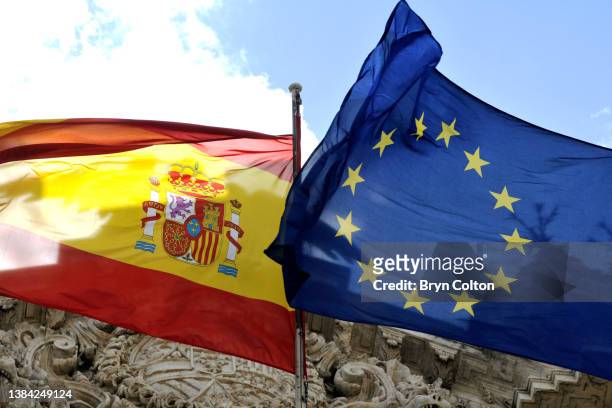 spanish and european flag - bandera españa fotografías e imágenes de stock