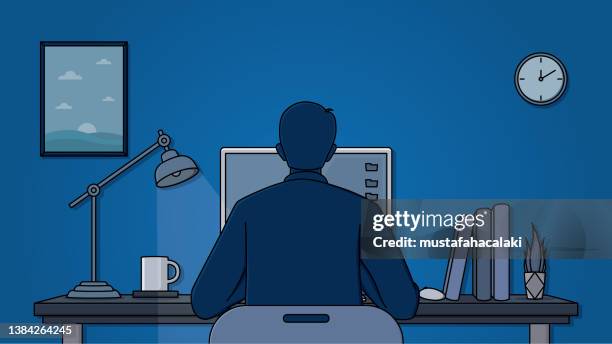 ilustraciones, imágenes clip art, dibujos animados e iconos de stock de hombre trabajando hasta tarde en la noche - soledad