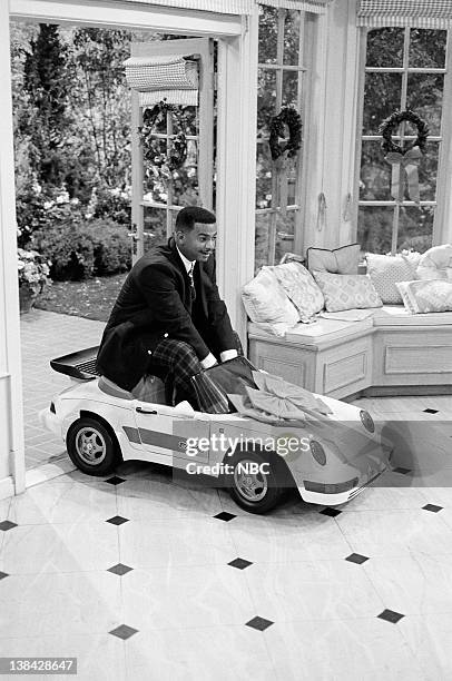 Twas the Night Before Christmas" Episode 13 -- Air Date -- Pictured: Alfonso Ribeiro as Carlton Banks