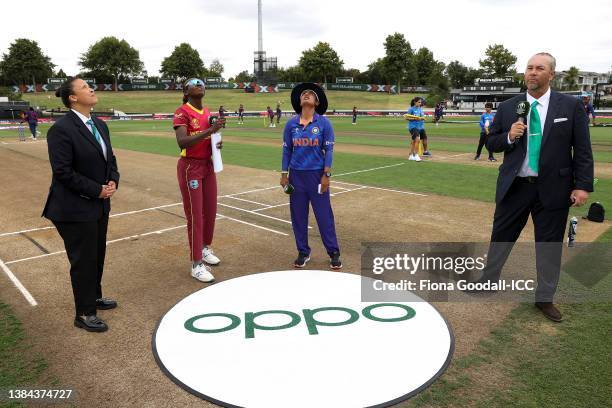 LtrMatch Referee Shandre Fritz of South Africa, Stafanie Taylor of the West Indies, Mithali Raj of India and Craig McMillan take part in the coin...