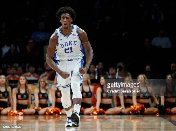 Griffin of the Duke Blue Devils reacts during the first half against the Miami Hurricanes in the 2022 Men's ACC Basketball Tournament - Semifinals at...