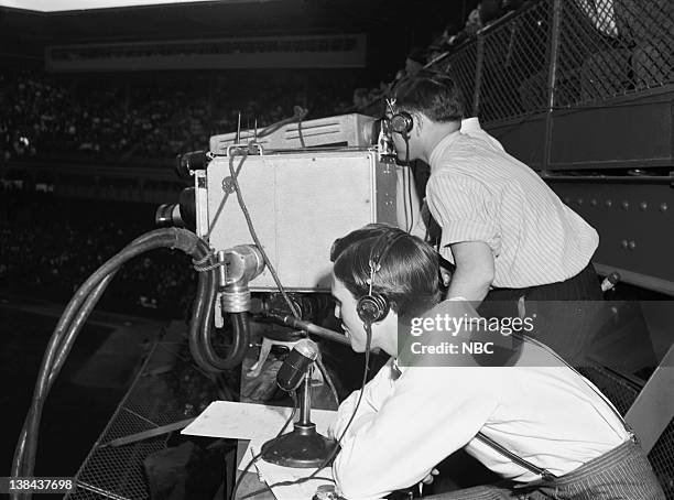 Ray Forrest 64 Cincinnati Reds Vs Brooklyn Dodgers Photos & High Res Pictures ...