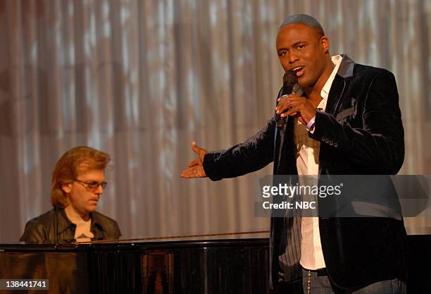 Episode 1054 -- Pictured: Actor/singer Wayne Brady performs on November 22, 2006