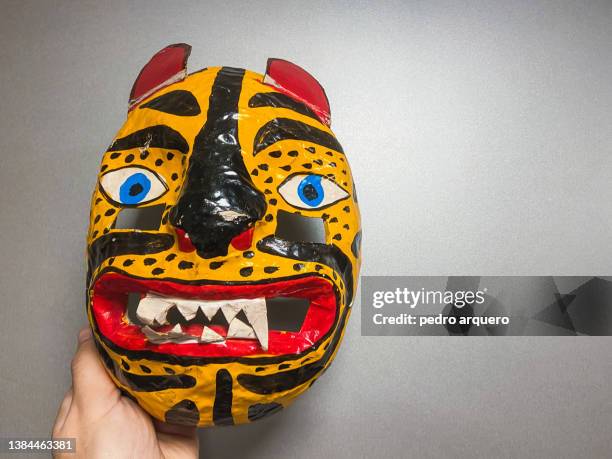 handmade feline animal mask - cat face mask stock-fotos und bilder