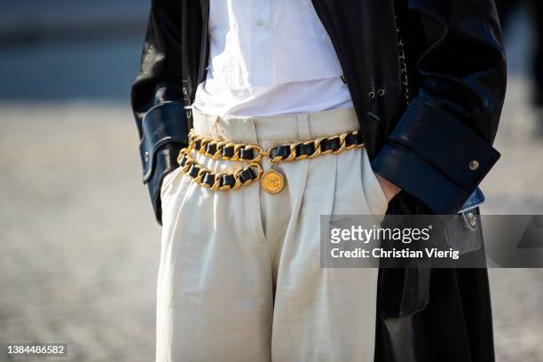 20,033 Chanel Belt Stock Photos, High-Res Pictures, and Images - Getty  Images