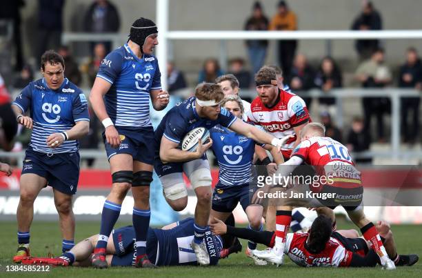 Dan du Preez of Sale Sharks crashes through a ruck during the Gallagher Premiership Rugby match between Sale Sharks and Gloucester Rugby at AJ Bell...