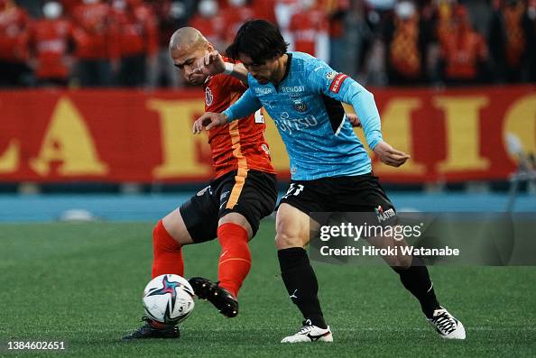 Kawasaki Frontale v Nagoya Grampus - J.LEAGUE Meiji Yasuda J1 Kawasaki Frontale v Nagoya Grampus - J.LEAGUE Meiji Yasuda J1