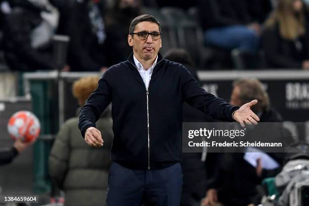 Tayfun Korkut, Head coach of Berlin reacts during the Bundesliga match between Borussia Mönchengladbach and Hertha BSC at Borussia-Park on March 12,...