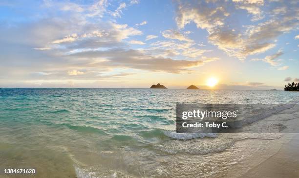 sunrise at lanikai beach - kailua stock pictures, royalty-free photos & images