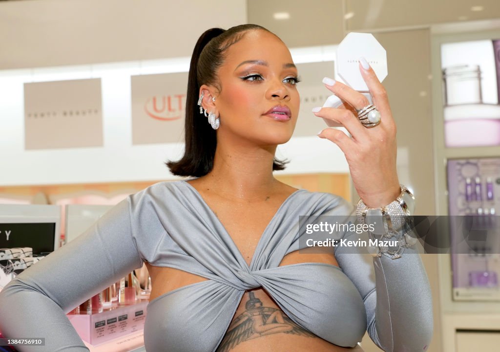 Rihanna Celebrates The Launch of Fenty Beauty at Ulta Beauty