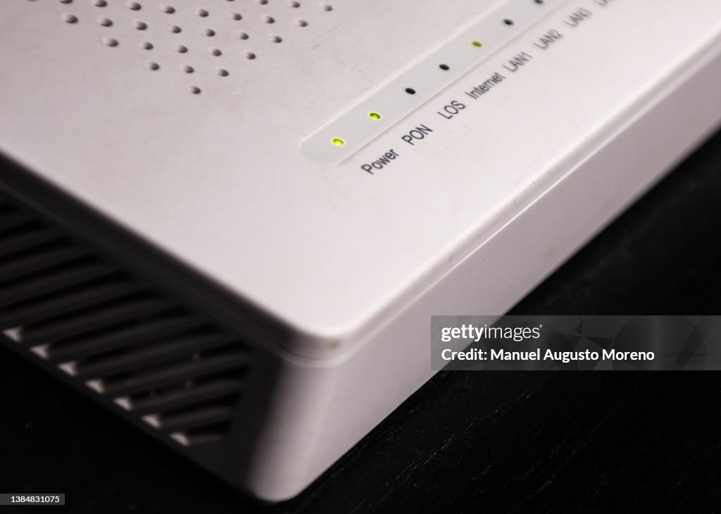 Wireless internet router