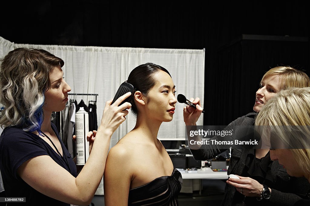 Backstage Modewl Stylists And Model Backstage At Fashion Show High-Res Stock Photo ...