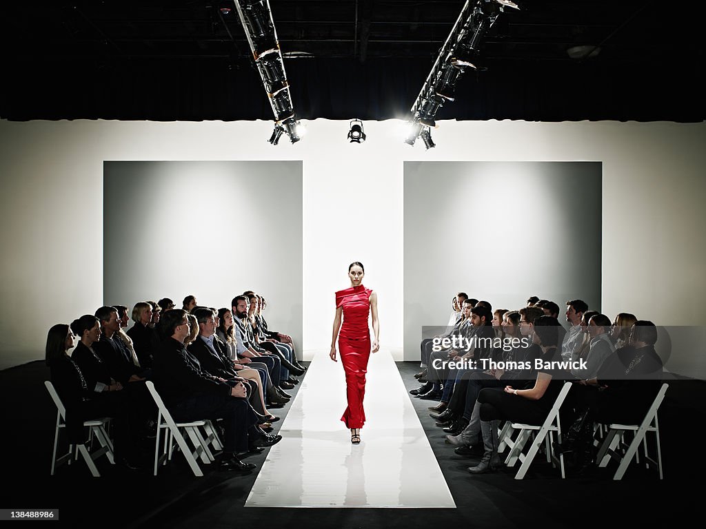 Model In Gown Walking Down Catwalk At Fashion Show High-Res Stock Photo - Getty Images Model In Gown Walking Down Catwalk At Fashion Show High-Res Stock Photo - Getty Images