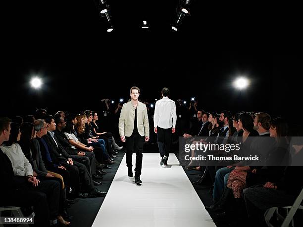 Modeling Walk Male Runway Poses Photos and Premium High Res Pictures - Getty Images