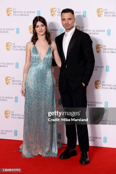 Sebastian Stan and Daisy Edgar-Jones pose in the winners room during the EE British Academy Film Awards 2022 at Royal Albert Hall on March 13, 2022...