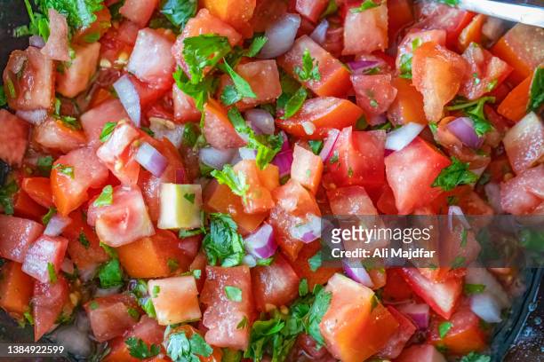 salsa sause - chopped tomatoes foto e immagini stock