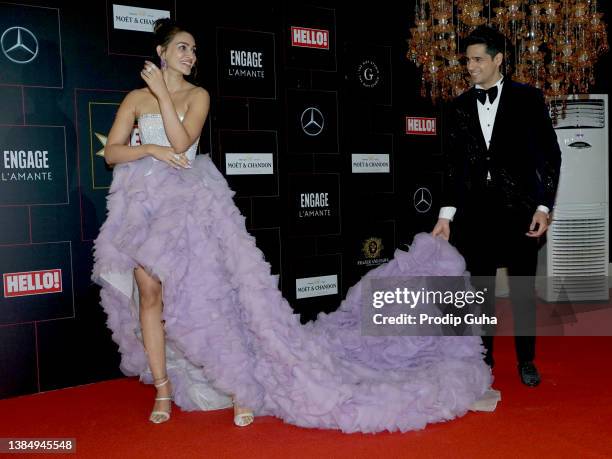 Kriti Sanon and Sidharth Malhotra attend the 'HELLO! Hall Of Fame' awards on March 13 2022 in Mumbai, India