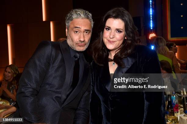 Taika Waititi and Melanie Lynskey attend the 27th Annual Critics Choice Awards at Fairmont Century Plaza on March 13, 2022 in Los Angeles, California.