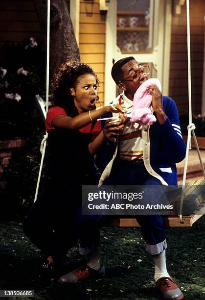 Bugged" - Airdate: October 13, 1995. MICHELLE THOMAS;JALEEL WHITE