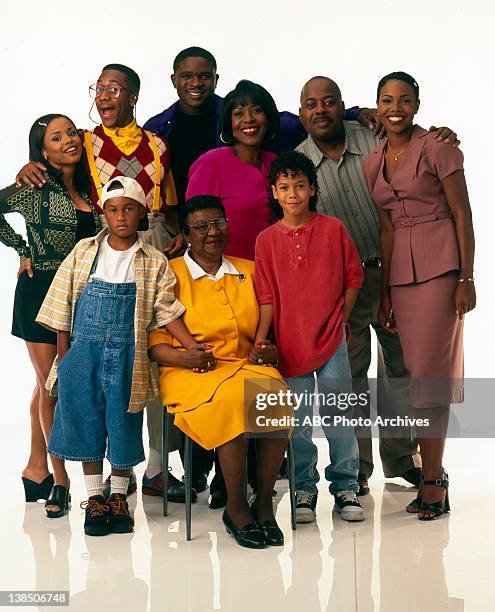 Cast Gallery - Shoot Date: September 16, 1996. BACK ROW:MICHELLE THOMAS;JALEEL WHITE;DARIUS MCCRARY;JOMARIE PAYTON;REGINALD VELJOHNSON;KELLIE...