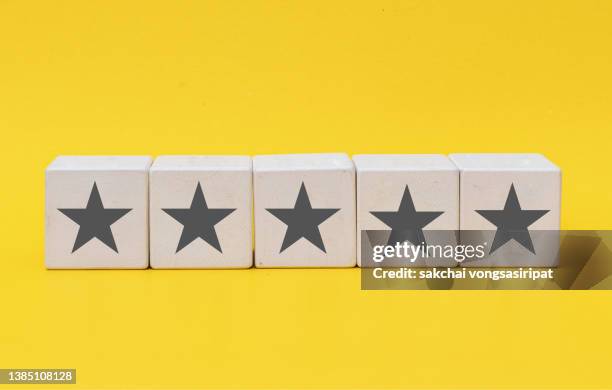 star rating, expertise, success, achievement, advice, award, competition, concept - 5 tips stockfoto's en -beelden