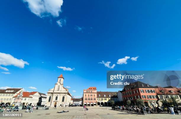 ludwigsburg market square at a sunny day in march - ludwigsburg imagens e fotografias de stock