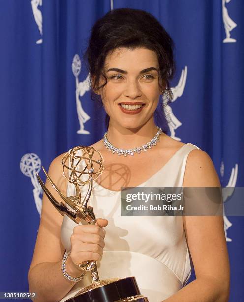 Emmy Winner Julianna Margulies backstage at the Emmy Awards Show, September 10,1995 in Pasadena, California.