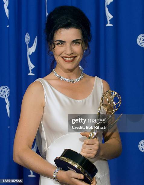 Emmy Winner Julianna Margulies backstage at the Emmy Awards Show, September 10,1995 in Pasadena, California.