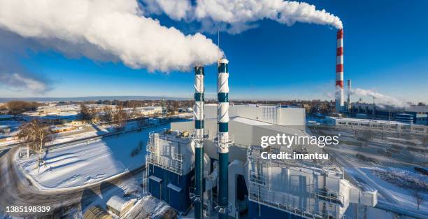 biofuel boiler house - district heating plant stock pictures, royalty-free photos & images