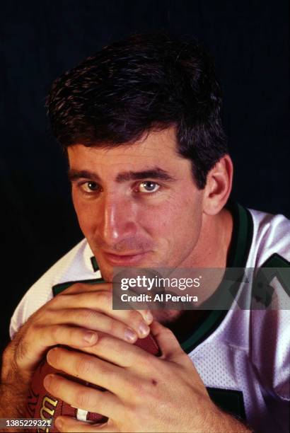 Quarterback Frank Reich of the New York Jets appears in a portrait taken on December 10, 1996 at the team's training facility in Hempstead, New York.