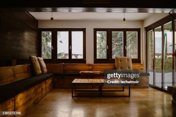 mountain cabin retreat - cottage window stock pictures, royalty-free photos & images