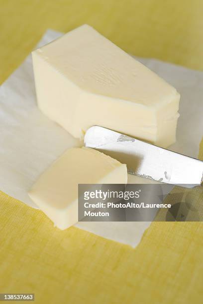 cutting butter - knife block stock-fotos und bilder
