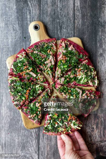 beetroot pizza with kale and bacon - flatbread pizza stock pictures, royalty-free photos & images