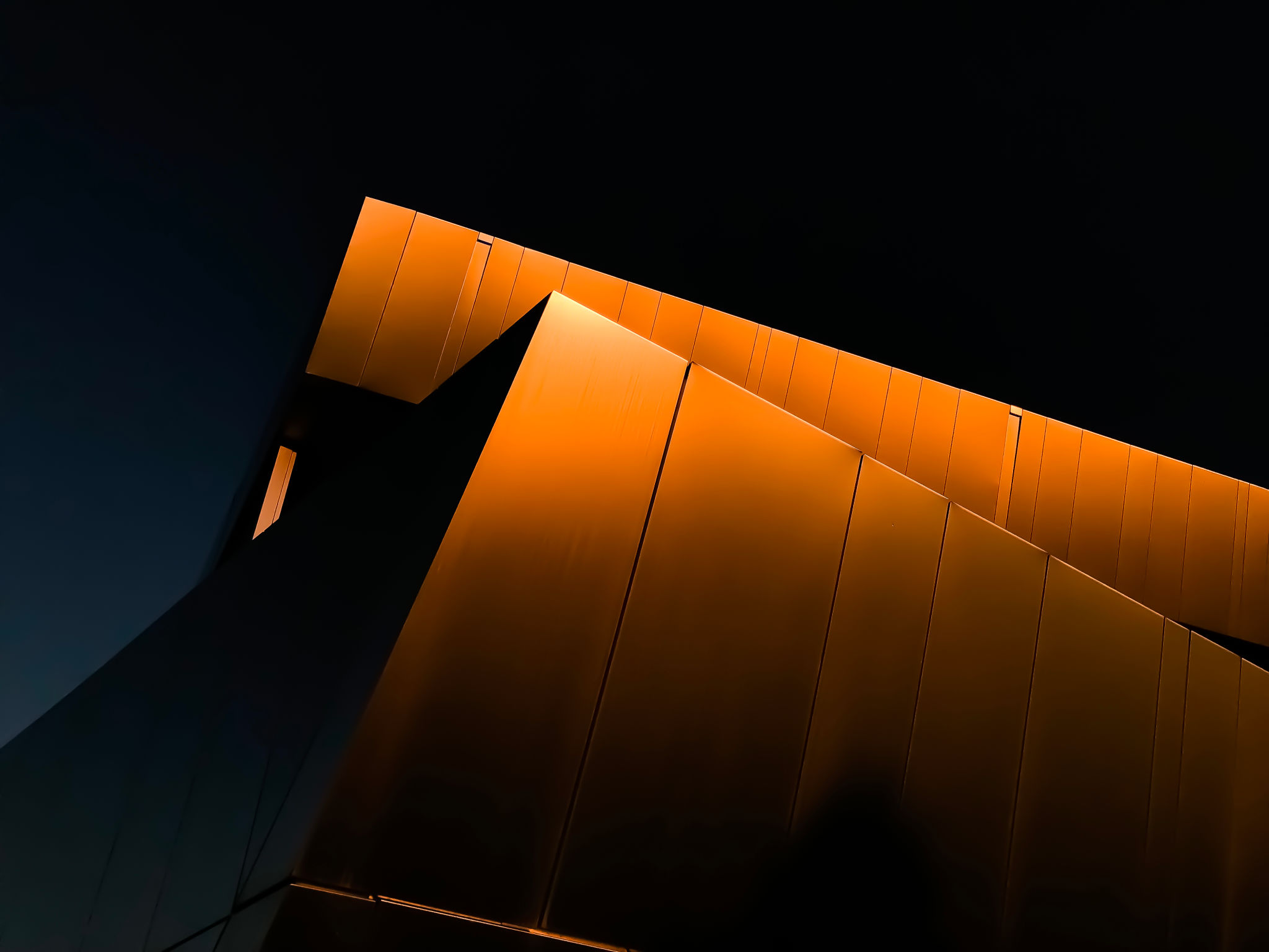 modern metal building design