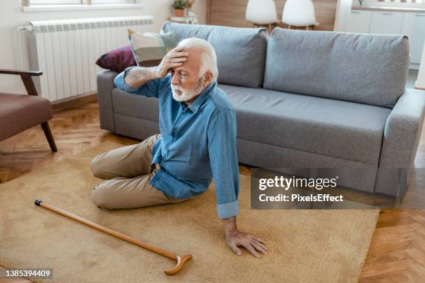 problema di salute - vertigine foto e immagini stock