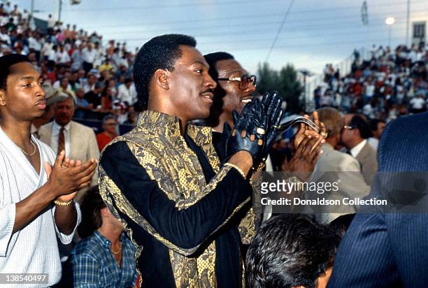 Comedian Eddie Murphy and his brother Charlie Murphy attend Thomas Hearns versus James Shuler fight at Caesar's Palace on March 10, 1986 in Las...