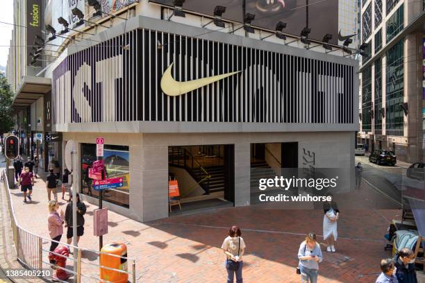 nike running store at causeway bay, hong kong - nike designer label 個照片及圖片檔