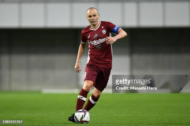 Andres Iniesta of Vissel Kobe in action during the AFC Champions League qualifying playoff match between Vissel Kobe and Melbourne Victory at Noevir...