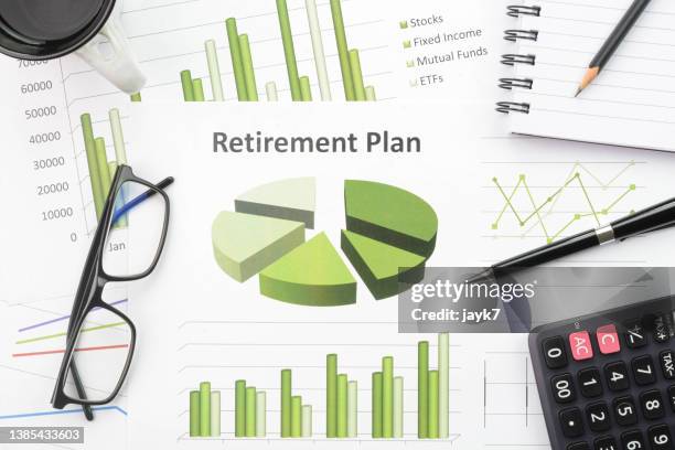 retirement plan - retirement planning stock-fotos und bilder