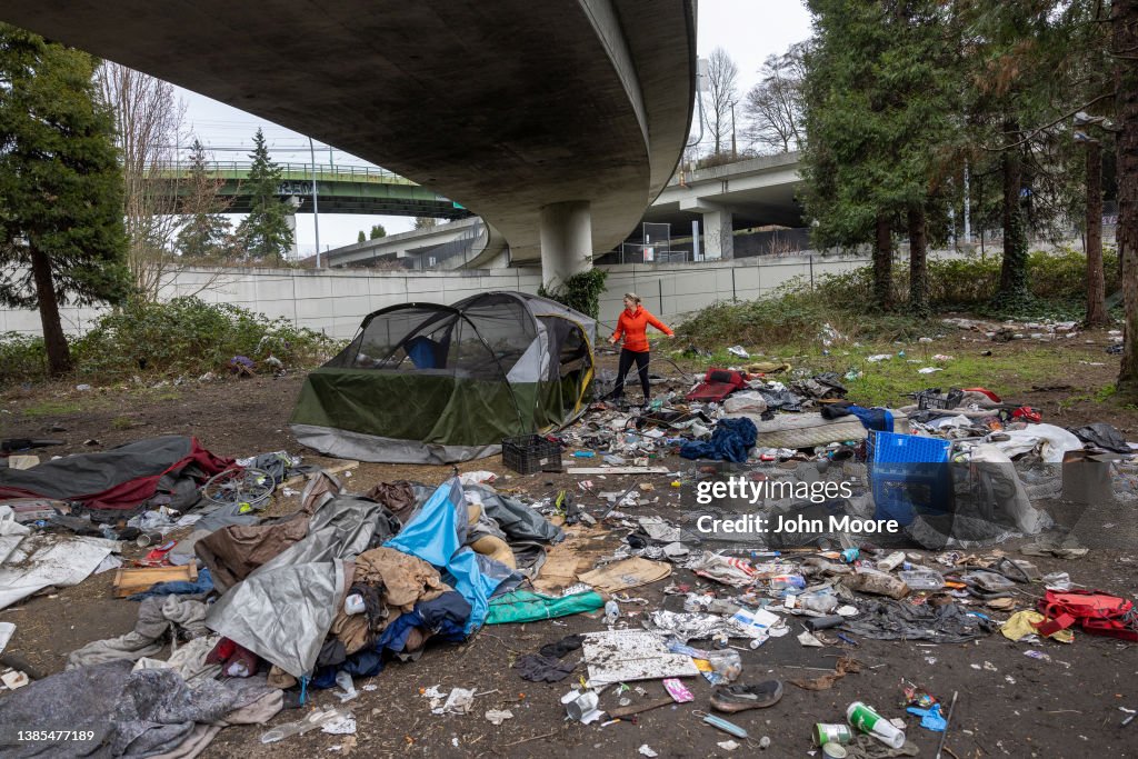 Like Many U.S. Cities, Seattle Struggles With Crime And Homelessness During Pandemic Era