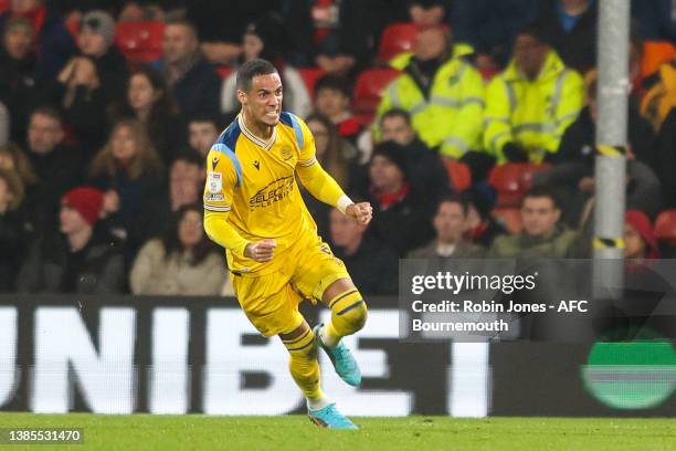 Tom Ince of Reading FC celebrates after he scores a goal to make it 1-1 during the Sky Bet Championship match between AFC Bournemouth and Reading at...