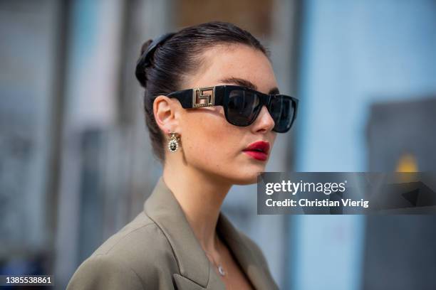 19,701 Chanel Earring Photos and Premium High Res Pictures - Getty Images 19,701 Chanel Earring Photos and Premium High Res Pictures - Getty Images
