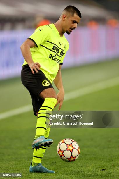 Lion Semic of Dortmund runs with the ball during the UEFA Youth League quarterfinal match between Borussia Dortmund and Atletico Madrid at Signal...