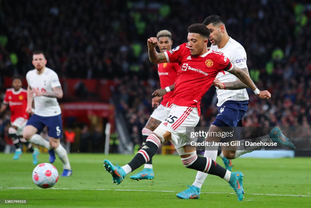 Manchester United v Tottenham Hotspur - Premier League