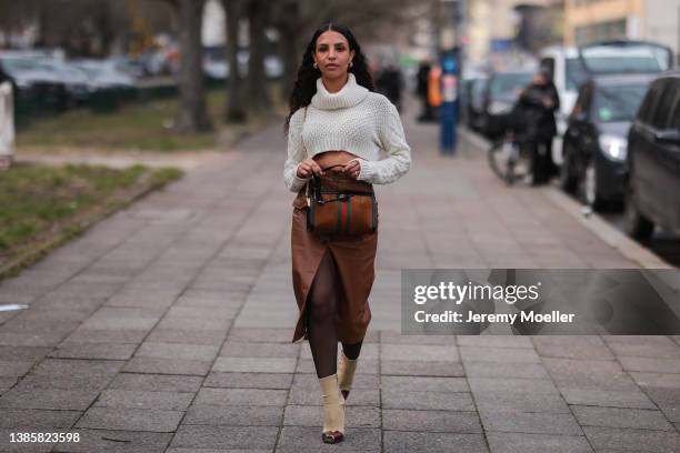 Miriam Rautert 26 Miriam Rautert Stock Photos, High-Res Pictures, and Images - Getty ...