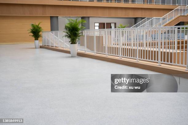 Corporate Lobby Art Photos and Premium High Res Pictures - Getty Images