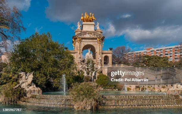 fountain at parc de la ciutadella citadel park, barcelona. - montjuic stock pictures, royalty-free photos & images