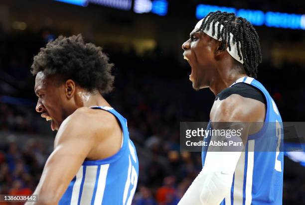 DeAndre Williams and Jalen Duren of the Memphis Tigers react during the second half against the Boise State Broncos in the first round game of the...